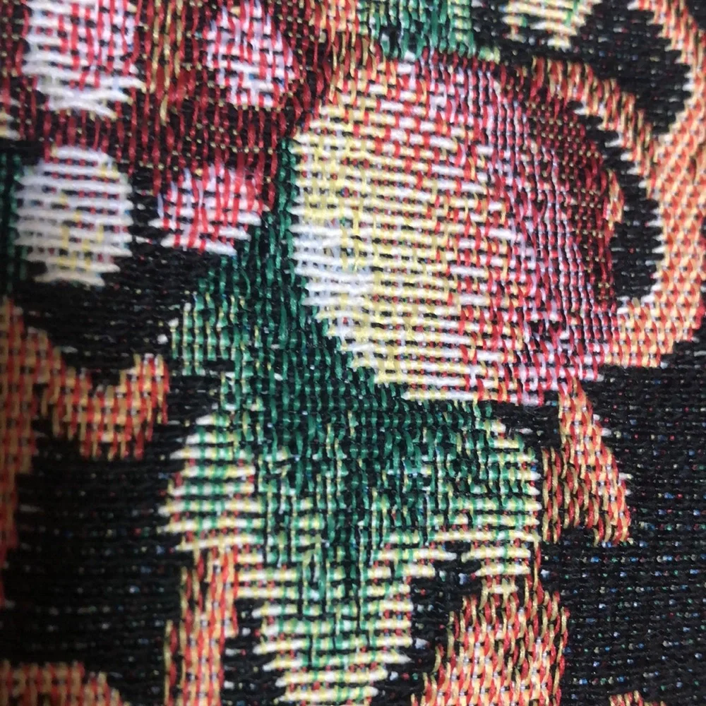 Vintage Black Grapes Fruit Scroll Tapestry Table Runner‎ With Tassels